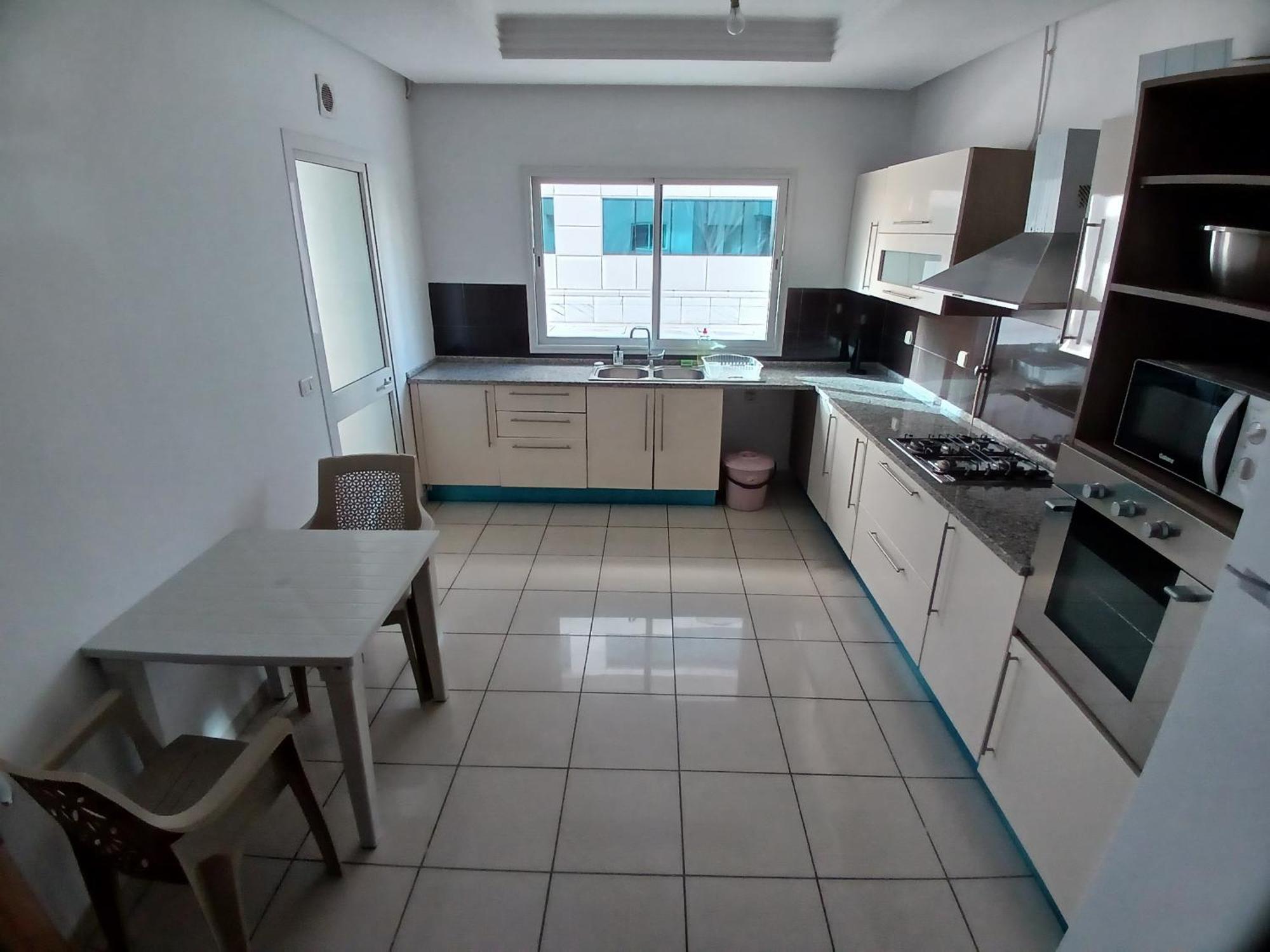 Zen 2 With 3 Bedrooms Apartment Tunis
